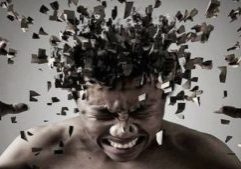 picture of man struggling to reinforce need for AI policy and procedures